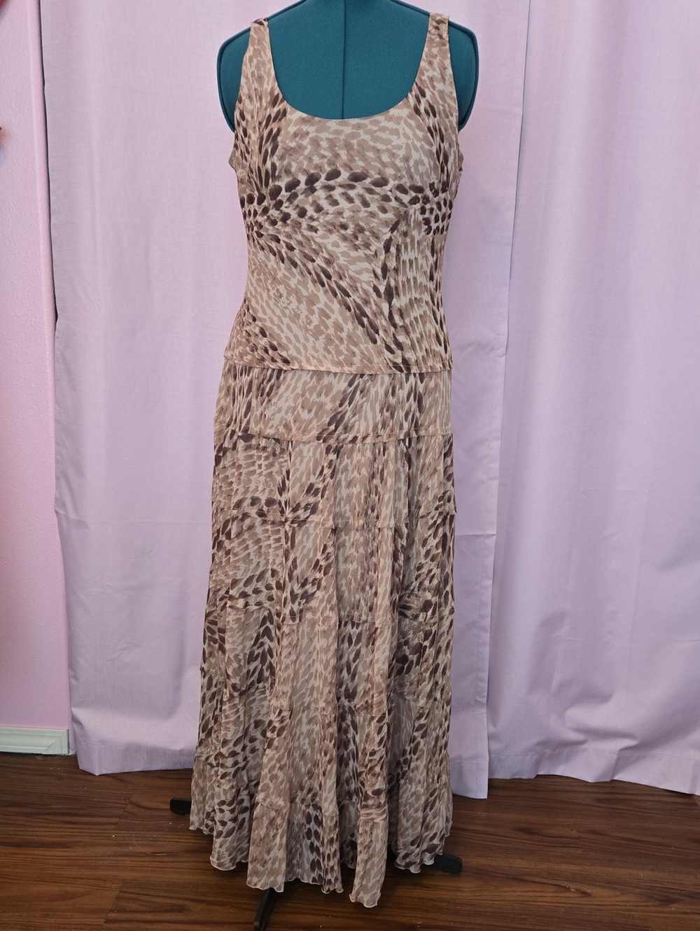 Jones Wear Beige and Brown Printed Sleeveless Maxi Dress